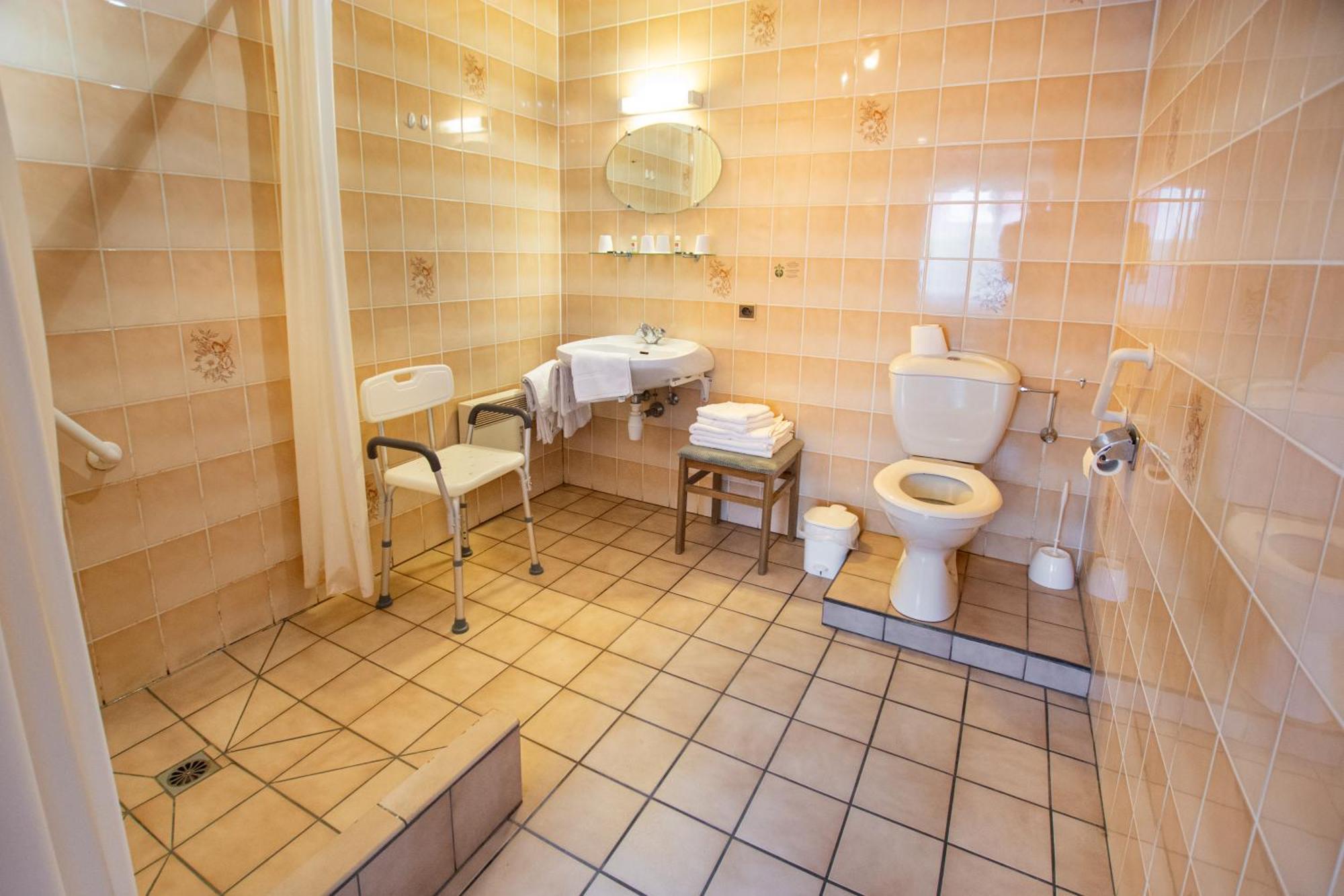 Contact Hotel Du Ladhof Кольмар Экстерьер фото